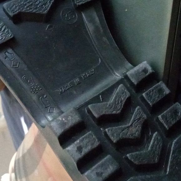 Burberry Rain boots - Picture 3 of 10